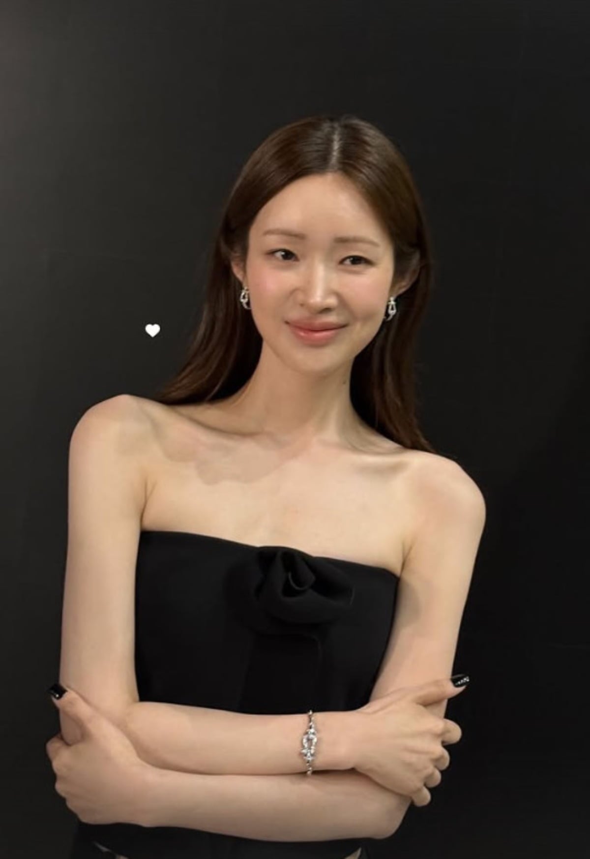 배우 겸 인플루언서 차정원이 미소를 보이고 있다. / 사진=차정원 SNS