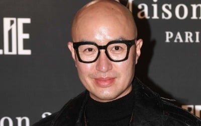 홍석천 사칭 계정 또 나왔다…"부계정 없어, 피해 조심해라"