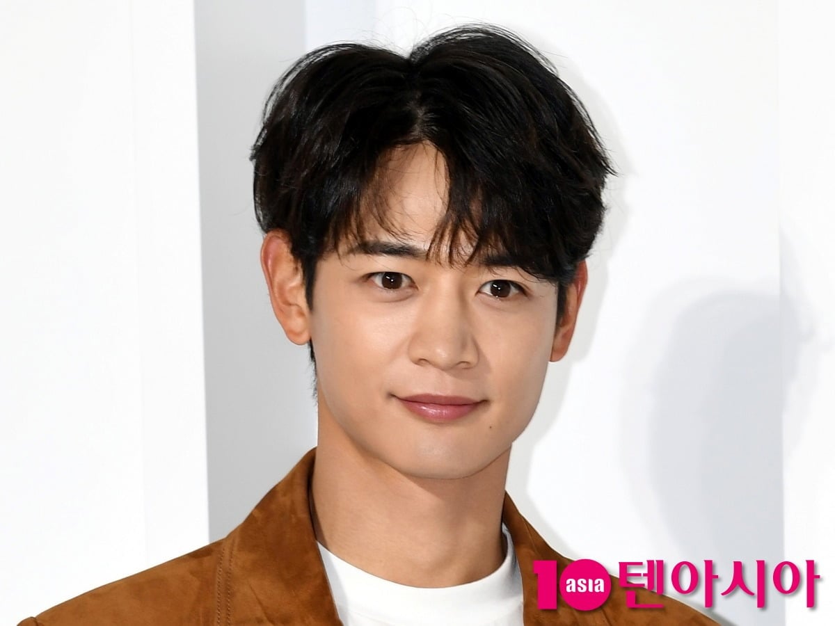 샤이니 민호가 공식 행사에 참석했다./사진=텐아시아DB