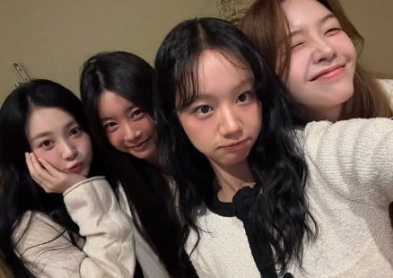 혜리가 걸스데이 완전체 사진을 공개했다. / 사진=혜리 SNS