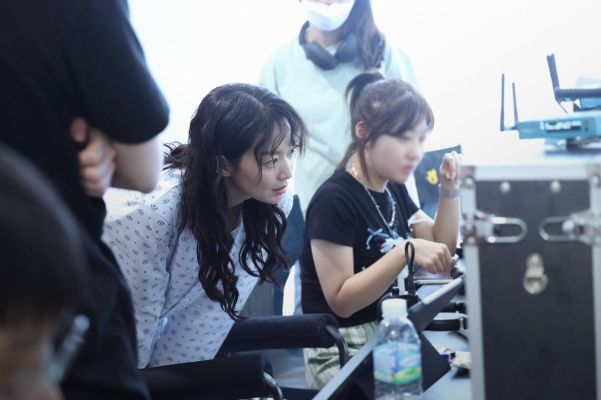 배우 신민아가 영화 '눈동자' 흥행을 이끌며 올여름 극장가에서 존재감을 발휘하고 있다./사진제공=AM엔터테인먼트