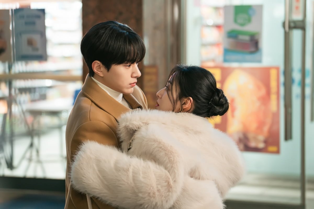 김명수와 강민아 사이에 핑크빛이 포착됐다./ 사진 제공 : 라이프타임 토일드라마 
