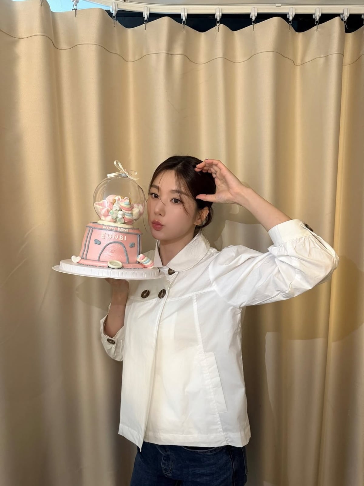 사진 = 권은비 인스타그램
