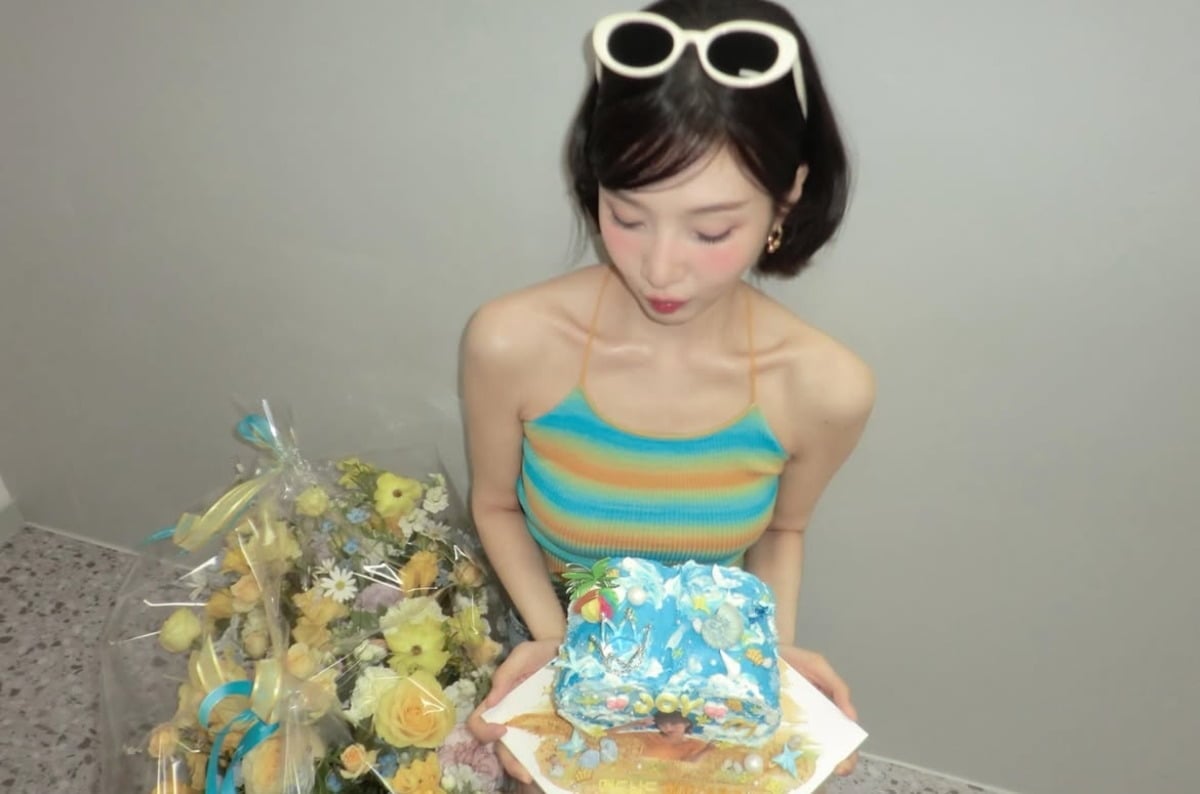 조이가 시원한 여름 패션을 선보였다. / 사진=조이 SNS