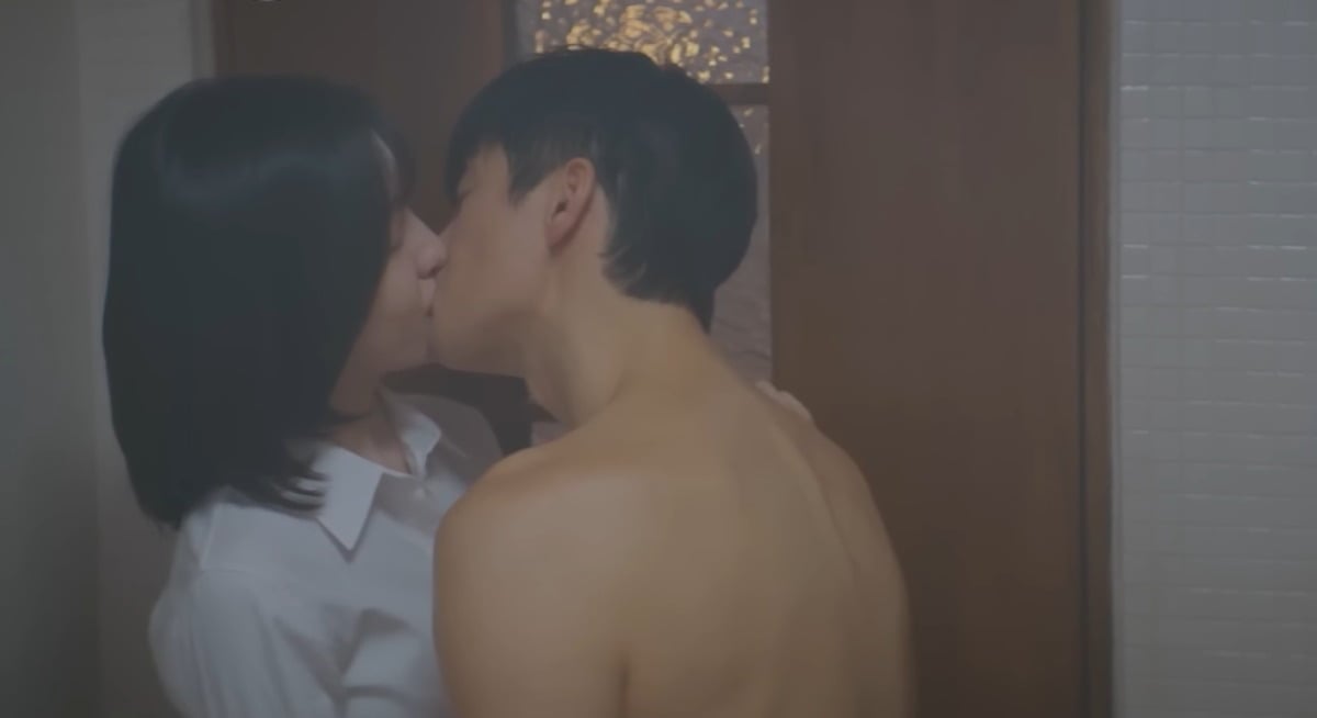 서인국과 박지현이 비밀연애를 이어갔다. / 사진='내일도 출근!' 방송 캡쳐