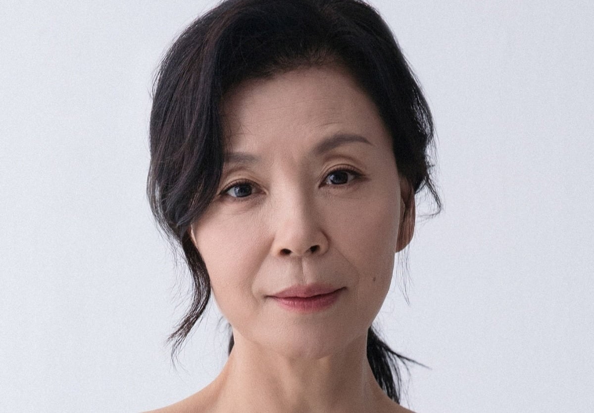 차미경이 '유부녀 킬러'에서 공효진의 시어머니로 출연한다. / 사진제공=디퍼런트컴퍼니