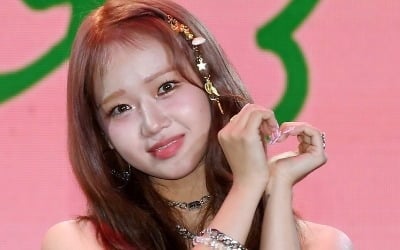 최유정 "고개도 못 들고 눈물 뚝뚝 흘려"…데뷔 이후 찾아온 무대 공포증 ('존이냐박이냐')