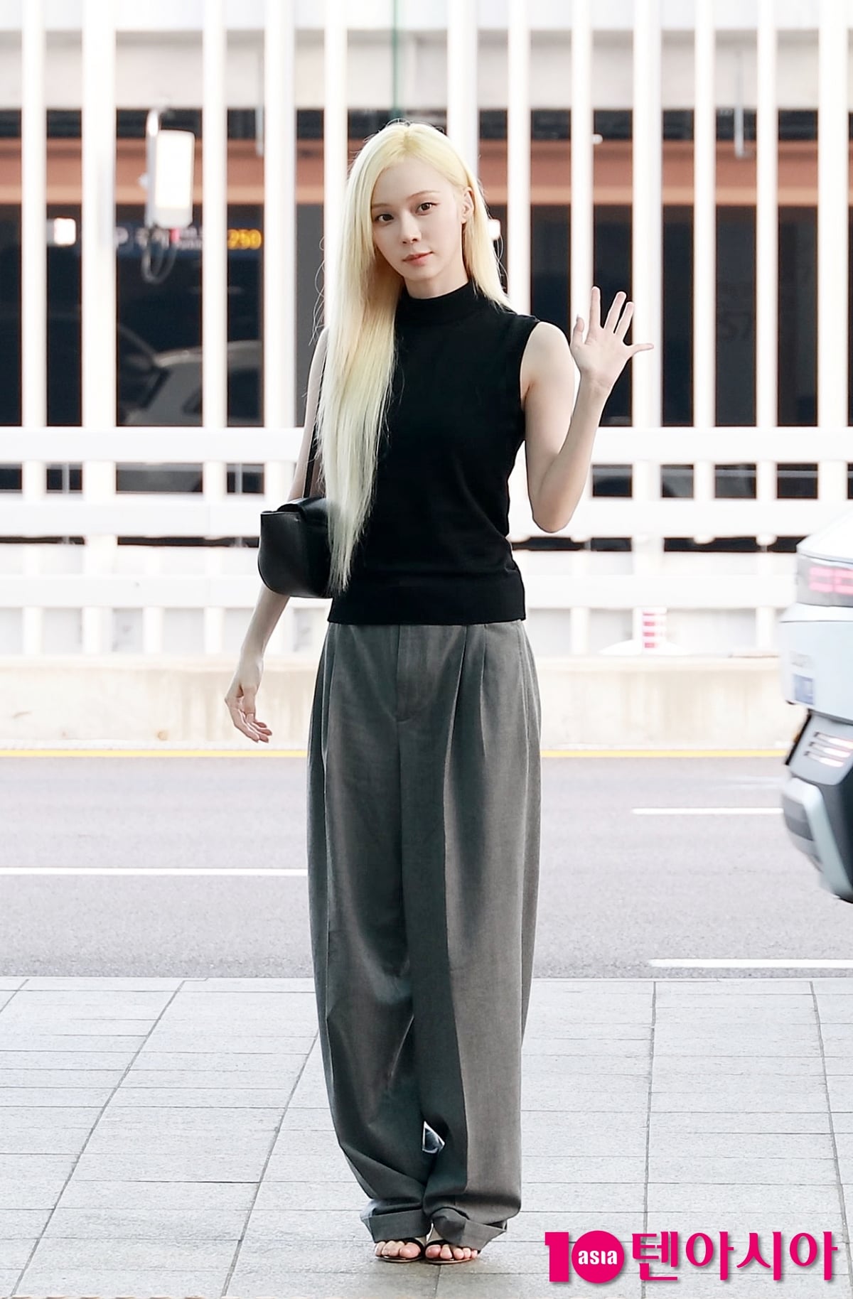 윈터가 공항에 나타났다./텐아시아 DB