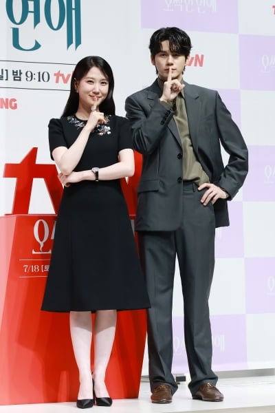 박은빈-옹성우, 예쁜애 옆에 잘생긴애[TEN포토]