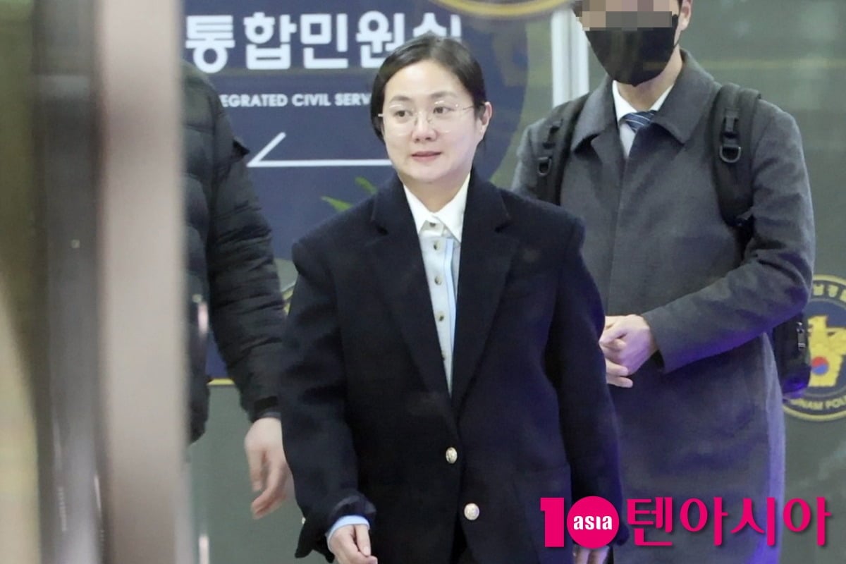 박나래가 경찰 조사에 임했다./텐아시아 DB