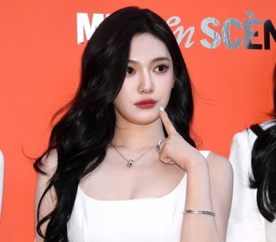 에스파 닝닝, 내기 이겼는데도…2천만원 기부로 독거 노인 살린다
