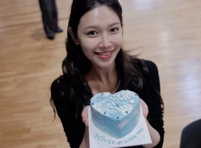 '정경호와 결별' 최수영, 14년 연애 마침표에도 흔들림 없다…무대 위 밝은 모습 눈길 ('베니스의')