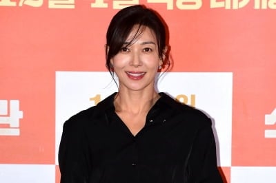 [공식] 장영남, 2년 만에 전 소속사로 돌아갔다…앤드마크와 전속계약