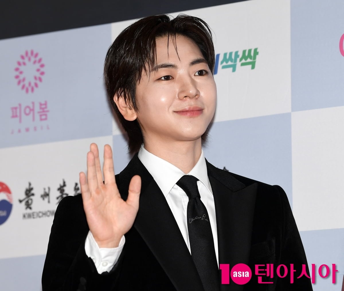 텐아시아 DB