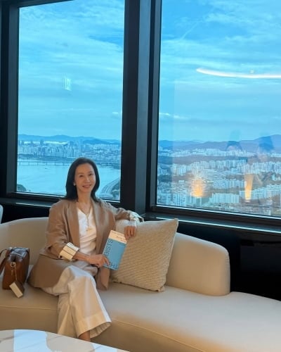 '유동근♥' 전인화, '61세' 안 믿기는 우아한 미모…성유리도 반했다