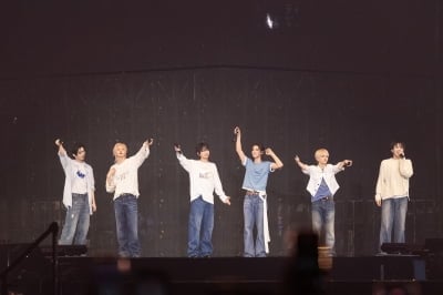 "체력 아끼지 않겠다"…보이넥스트도어, 관객석 모두 뛰게 만든 첫 월드투어 [TEN현장]