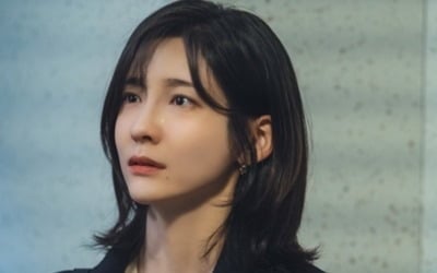 '내일도' 박지현, 이별 후 서인국 집 찾았다…애틋한 포옹 포착