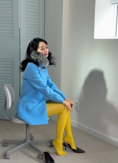 '김우빈♥' 신민아, 결혼 후 더 어려졌네…시간이 비켜간 미모