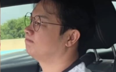 "딸한테 찍소리 못해"…김경아, ♥권재관 '입꾹닫' 아빠 모습 공개