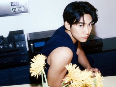 '4살 연하♥' 옥택연, 신혼 생활 얼마나 행복하길래…팽팽한 피부로 2PM 시절 소년미 자랑