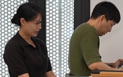 ♥송지은도 '뭉클'…'하반신 마비' 박위, 휠체어 도움없이 두 발로 '우뚝'