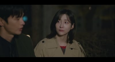 박지현, 불륜 루머 휩싸인 서인국 위해 공개 열애 선언했다…청혼 승낙 ('내일도출근')