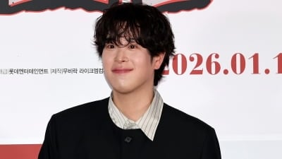블락비 피오, 제주 휴가 중 교통사고…무릎·팔꿈치 부상