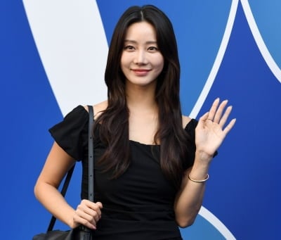 한그루, 사업가와 이혼 4년 만에 소신 발언 했다…"늦게 결혼하는 게 좋아" [종합]