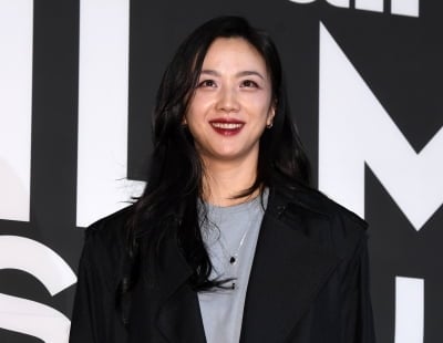 [공식] '47세' 탕웨이, 결혼 12년 만 둘째 득남…♥김태용과 네 식구 됐다