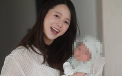 "어쩜 이리 예쁠까"…'아들맘' 남보라, 출산 후 붓기 그대론데 얼굴만 '갸름'