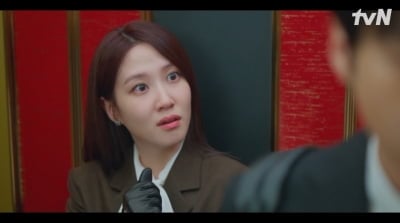 박은빈♥양세종, 절벽 위에서 아찔한 투샷…점점 더 가까워진 두 사람 ('오싹한')