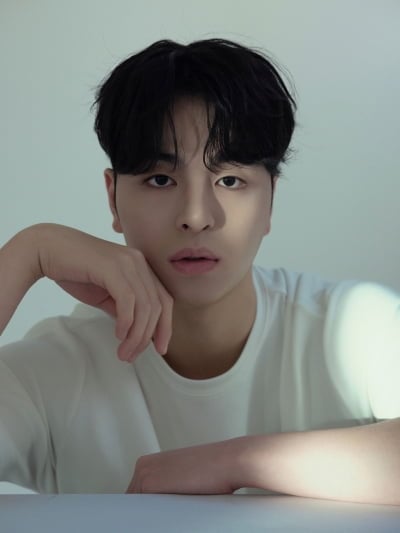 [공식] 아이콘 구준회, 군대 간다…8월 11일 현역 입대