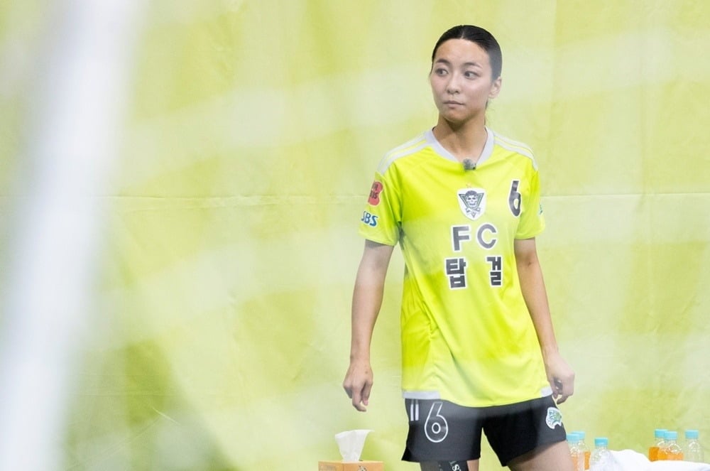 걸그룹 f(x) 출신 가수 루나가 SBS '골(Goal) 때리는 그녀들'에 새 멤버로 합류한다/사진제공=SBS