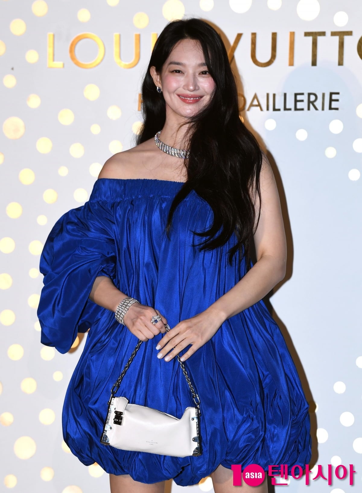 배우 신민아가 공식석상에 참석했다./텐아시아 DB