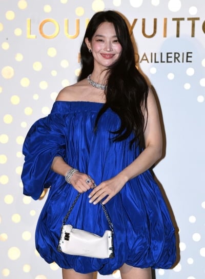 신민아, 2026년 소처럼 열일
