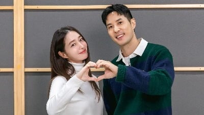'시청률 37%' 찍고 6년 만에 돌아온다…이민정, 김지석과 부부 호흡 ('그래, 이혼하자')