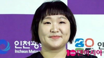 이수지, '재선거' 논란에도 끄떡없었다…첫 인기상 수상 ('청룡시리즈어워즈')