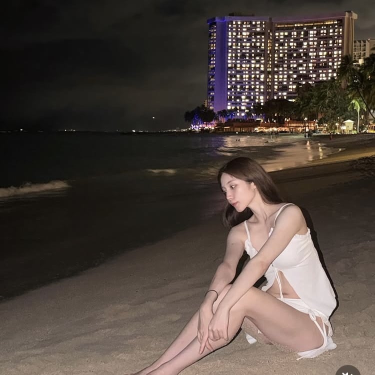 성해은, 여행갔다 물벼락 맞았다…여기가 흠뻑쇼야 뭐야