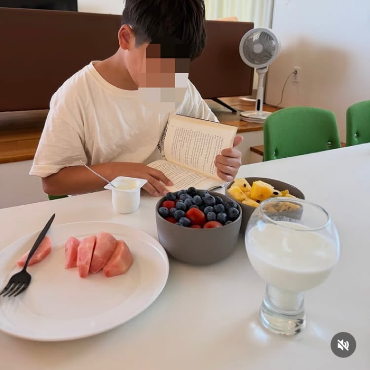‘캐나다 유학’ 안선영子, 한국 들어왔다…엄마랑 오붓한 시간