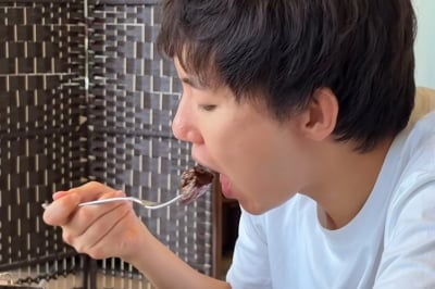 시댁 식구들, 결국 안 왔다…6명 예약한 심규덕, 딸랑 둘이서 식사