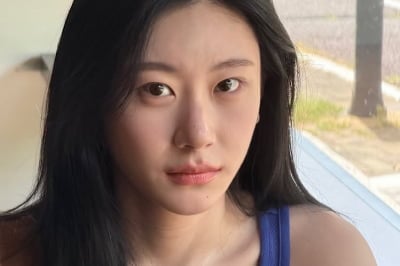 "지구상에서 가장 아끼는"…채령, 공개 애정 표현에 모친은 얼마나 뿌듯할까