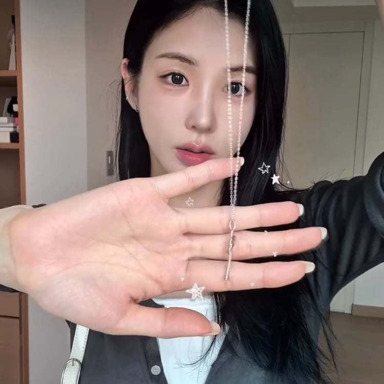 얼굴 또 달라졌다…강석우 딸, 이목구비 분위기 완전 바뀌었네