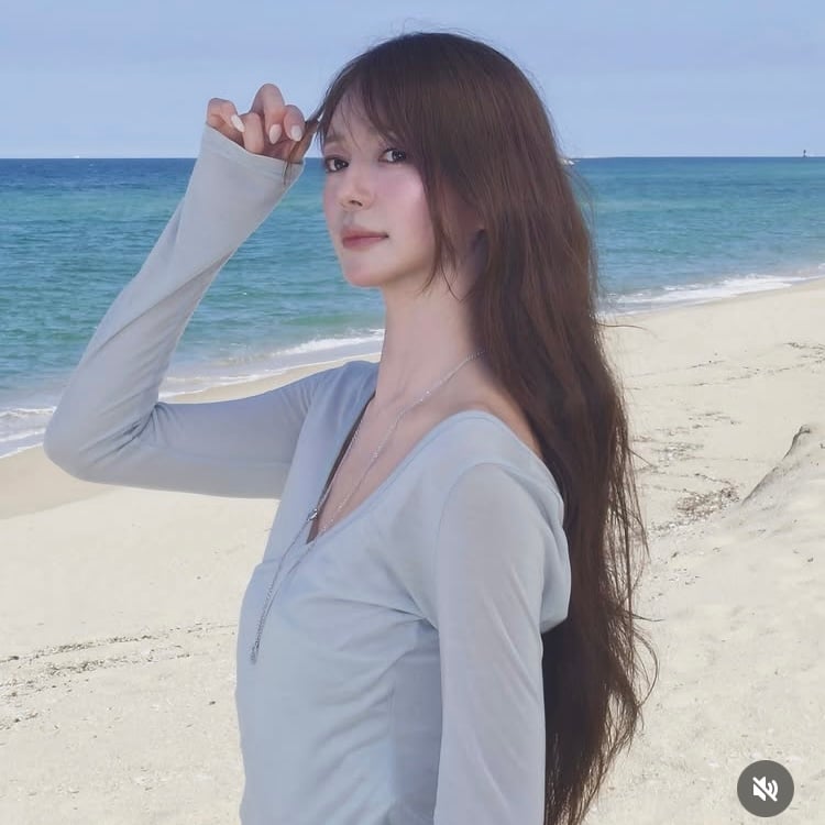 트로트 가수 한다더니 안 하나…이엘리야, 여배우 느낌만 낭낭