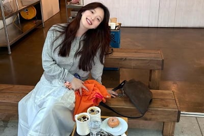 결혼식 비용도 남편이 다 부담… ♥김지영, 이번엔 도우미 찬스까지 플렉스