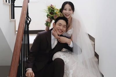 서로 SNS 차단까지 하더니…10기 옥순, 결별설 딛고 유현철과 재혼에 골인