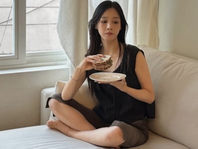 저번엔 선풍기 팔더니…‘재혼’ 22기 옥순, 8급 공무원에서 팔이피플로 변신