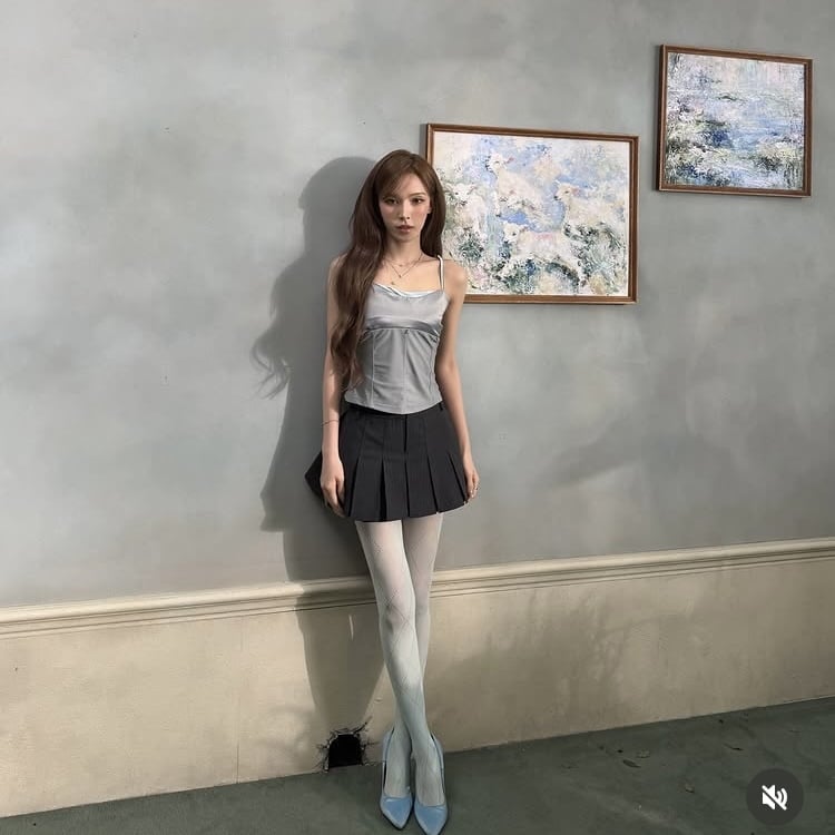 말라도 너무 말랐잖아…웬디, 어깨뼈가 튀어나온 뼈말라
