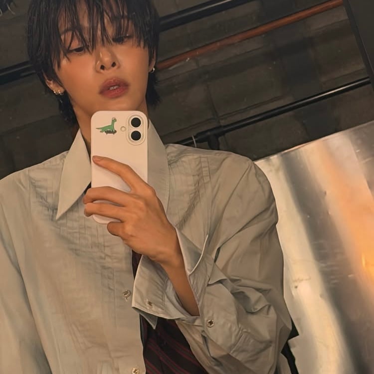 남자 배우 아니에요…숏컷한 설인아, 중성적인 매력