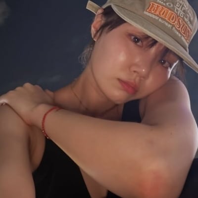 이경실 딸, 슬립 원피스 벗었다…상체 라인 뽐내며 민소매룩 소화