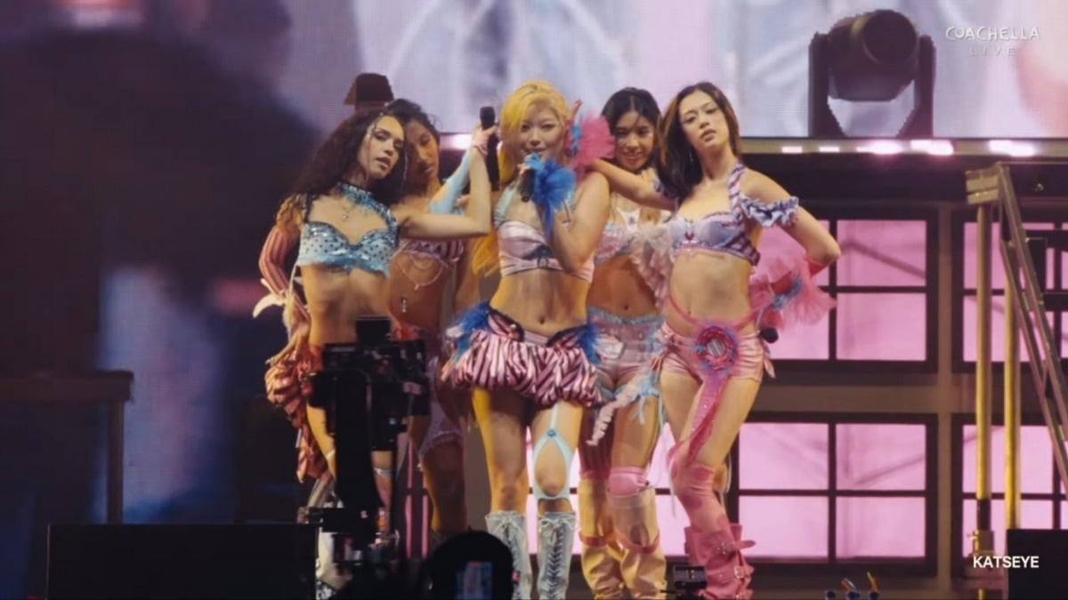 KATSEYE performing at Coachella / Captured from the official Coachella YouTube channel